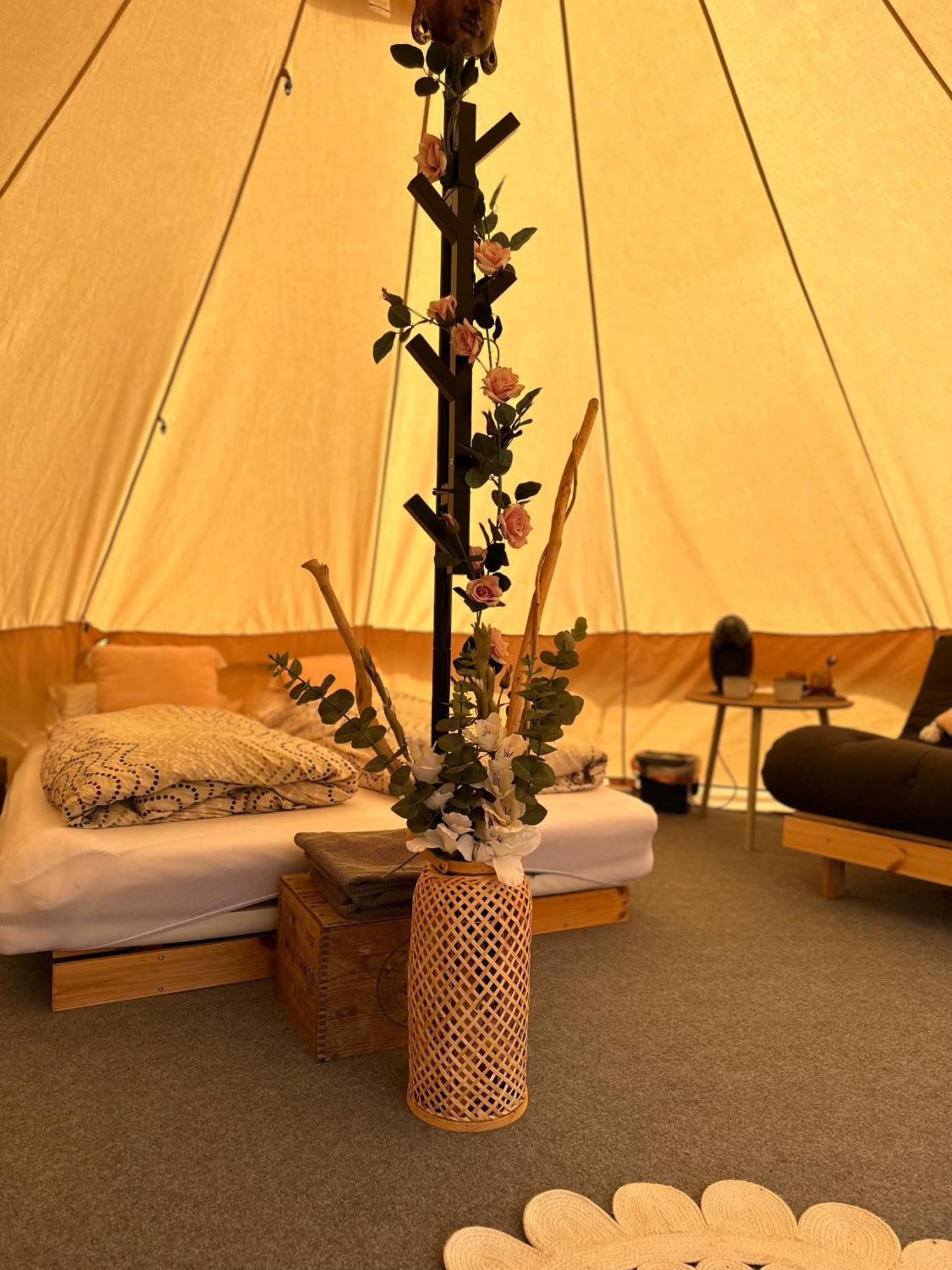 Glamping On Idyllic Lake, Paddle Boards & Rowboat Porsgrunn Exterior photo